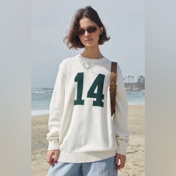 John Galt x Brandy Melville White & Forest Green Nico 14 Sweater - Picture 2 of 2